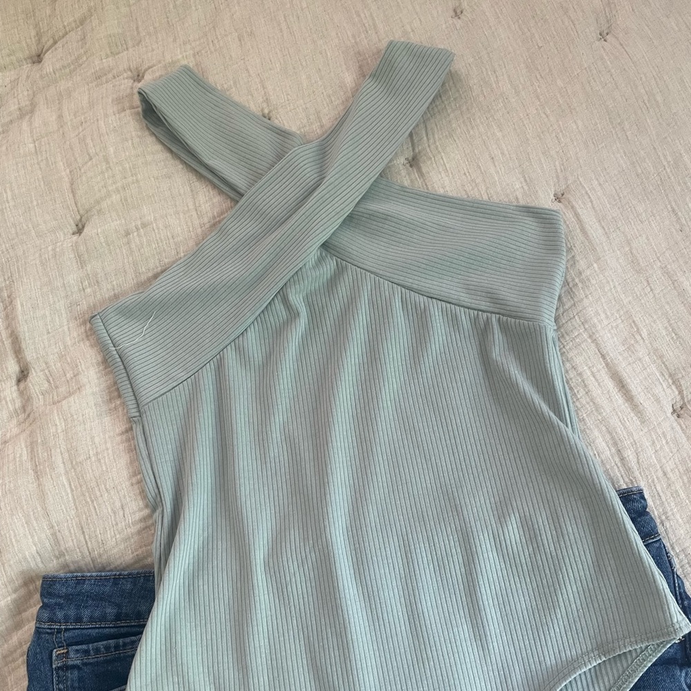 Rose and Remington zinnia criss cross bodysuit